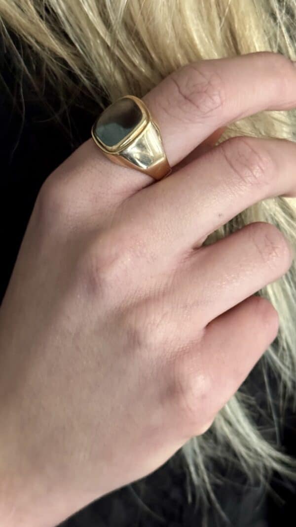 Herrering i 14 karat guld med Onyx