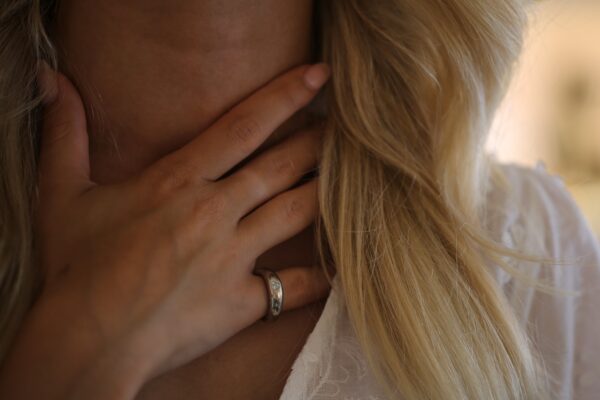 Hvidguldsring fra Ole Lynggaard ( Love ring)