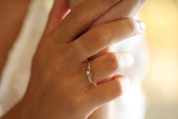 Solitaire ring m. diamant 14 karat guld