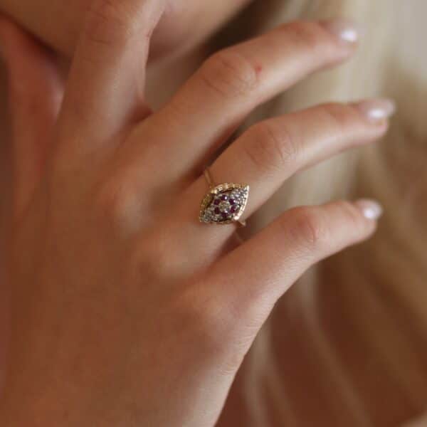 Ring m. rubiner og diamanter 14kt
